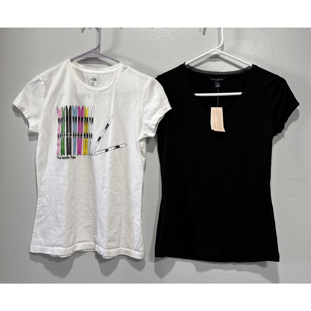 Mix It Women's Short Sleeve Tee Set - White Graphic & Black V-Neck